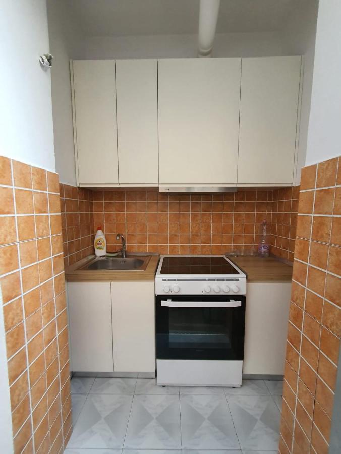 Heris'S Apartment Tirana Exterior photo